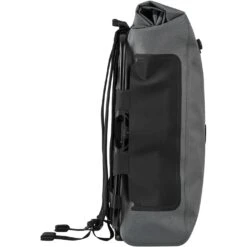 Brompton Borough Waterproof Backpack -Specialized Bikes Shop 91055302 xxl a3
