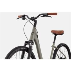 Cannondale Adventure 1 Hybrid Bike -Specialized Bikes Shop 93133902 xxl a2